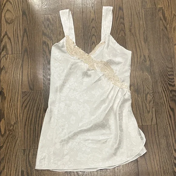 Victoria’s Secret gold label white ivory bridal slip dress/top - Picture 1 of 6